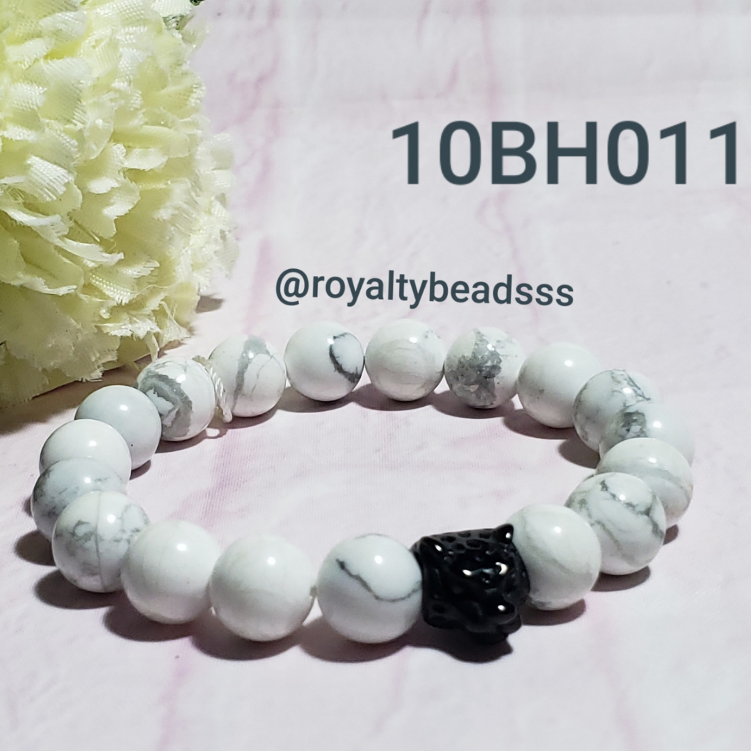 Howlite Lion